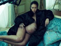 Rihanna pregnant topless nipples vogue photo shoot 5
