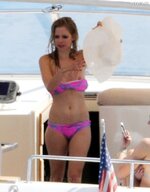 Avril lavigne nipple slip yacht 15