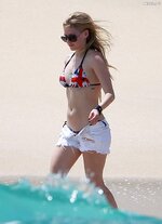 Avril Lavigne  Bikini Candids in Mexico  6
