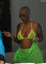 Amber rose 011915