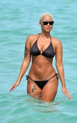 Amber rose 080110 12