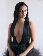 Camila mendes 0034 300px