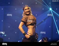 Dpa deutsche sangerin sarah connor wahrend der bravo supershow 2003 in koln deutschland 8 marz