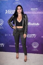 Ariel Winter Cleavage 1 1