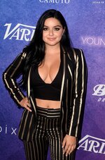 Ariel Winter Cleavage 11