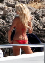 Victoria silvstedt cannes bikini 14