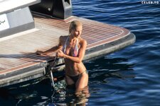 Michelle Hunziker   Bikini Candids in Italy  4
