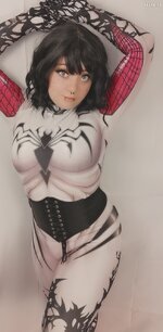 Gwenom 02