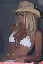 Elle Macpherson   enjoys a boat ride in Ibiza 8