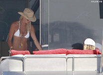 Elle Macpherson   enjoys a boat ride in Ibiza 13