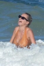 Caroline Vreeland Wet Bikini 12