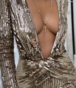 Halle berry cleavage 66551