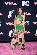 Emily Ratajkowski MTV VMAs Braless Outfit 5