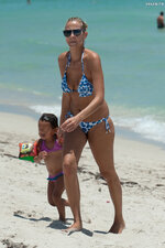 77847 cceu Sandy Meyer Woelden bikini candid Miami 07 27 2010 02 123 514lo