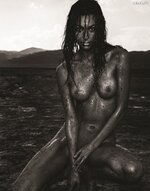 Amanda Pizziconi nude 5