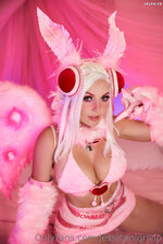 Jessica Nigri Pink Moth Extended 014