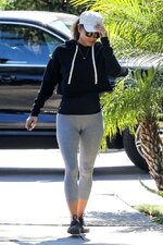 Halle berry cameltoe outside a gym in west hollywood 9236