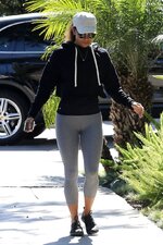 Halle berry cameltoe outside a gym in west hollywood 3212