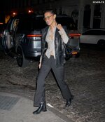 Bella Hadid Cleavage Boobs NYC 16