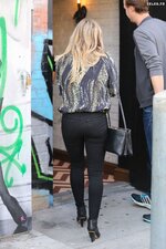 Hilary duff booty in jeans out in la january 2015 2