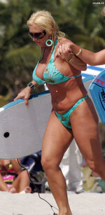 Linda hogan in bikini 04