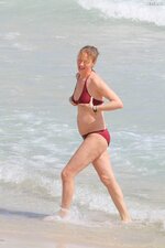 Uma thurman wearing a bikini at a beach in st barts march 152015 x41