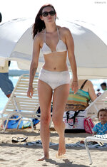 Rumer willis in bikini 04