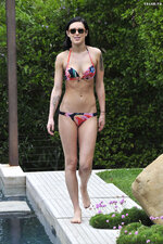 Rumer willis in bikini 07