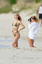 Kimberley Garner in bikini for a photoshoot on the beach in St Bart s 12 31 2023  3 