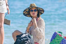 Alessandra Ambrosio on a boat in Florianopolis 01 04 2024  15 