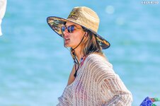 Alessandra Ambrosio on a boat in Florianopolis 01 04 2024  17 