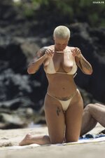 Amber Rose   Topless Bikini Candids in Maui 4
