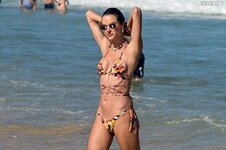 Alessandra Ambrosio Beach Bombshell Paparazzi Shots 28