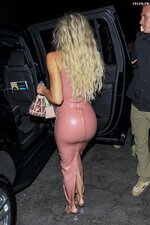 Khloe Kardashian Braless in Latex Dress 12 scaled