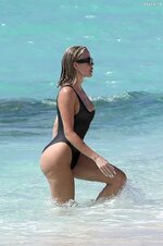 Khloe kardashian in a black swimsuit turks and caicos 07 03 2022 4e9464f0ce1f66151374c318