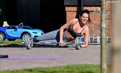 Danielle Llyod Sexy Workout Pics 10