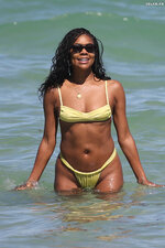 Gabrielle Union in Bikini at the Beach in Miami 04 07 2023  5 