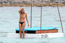 Heidi Klum topless in Tulum  Mexico 17