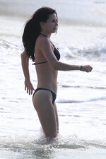 Courteney cox nipple slip bikini 9