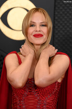 Kylie_Minogue_at_66th_GRAMMY_Awards_at_Crypto.com_Arena_in_Los_Angeles_02-04-2024__9_.jpg