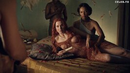 Lucy LawlessErin Cummings   Spartacus Blood and Sand s01e02 2011