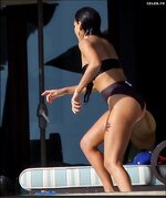 Jessica Alba sexy bikini 08