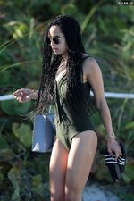 Zoe kravitz in a swimsuit at the beach in miami march 2015 3