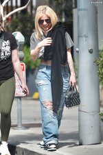 Avril Lavigne shopping in Beverly Hills 03 15 2024  6 