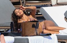 Chantel Jeffries Miami Beach Bikini Stunning Physique 16