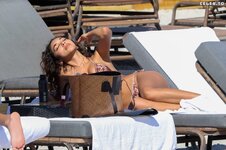 Chantel Jeffries Miami Beach Bikini Stunning Physique 17