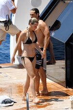 Gwyneth paltrow in bikini on a luxury yacht in capri 06 23 2018 7