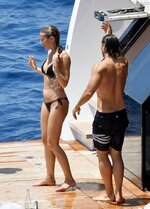 Gwyneth paltrow in bikini on a luxury yacht in capri 06 23 2018 5