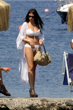 85033 by mah0ne Sofia Vergara In A Bikini At The Beach In Ischia 120710 019 123 1122lo