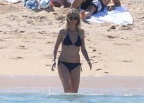 Gwyneth paltrow in bikini at a beach in cabo san lucas mexico 4 2 2017 21